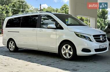 Минивэн Mercedes-Benz V-Class 2016 в 