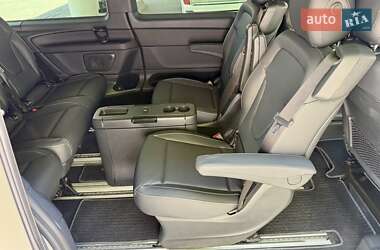 Минивэн Mercedes-Benz V-Class 2016 в 