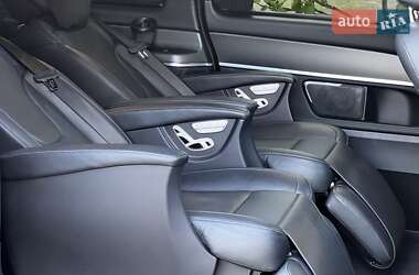 Минивэн Mercedes-Benz V-Class 2020 в 