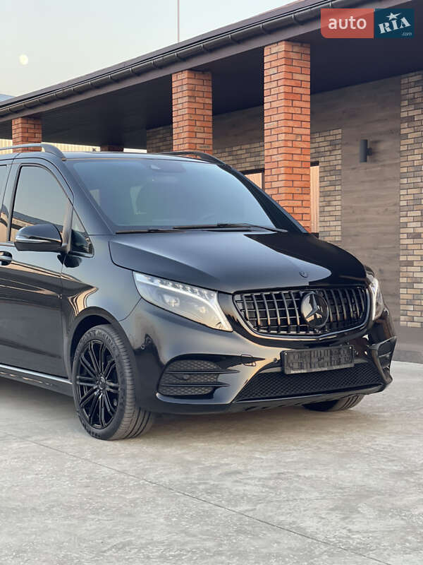 Минивэн Mercedes-Benz V-Class 2022 в Днепре