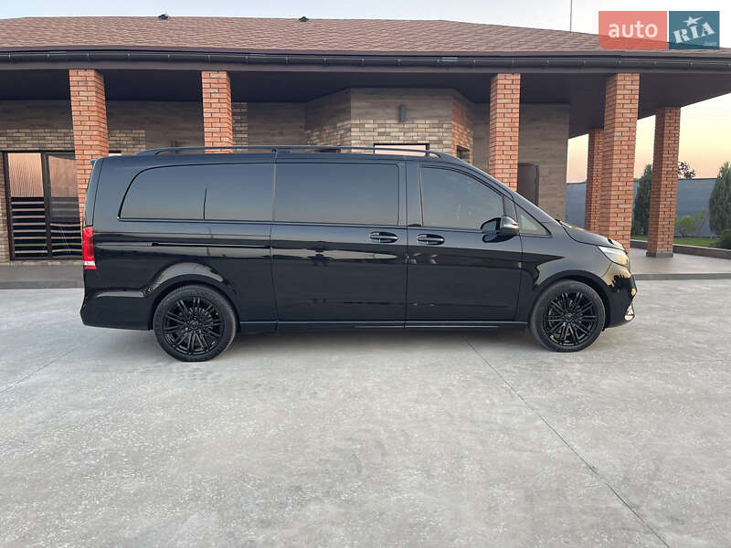 Минивэн Mercedes-Benz V-Class 2022 в Днепре