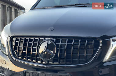Минивэн Mercedes-Benz V-Class 2022 в 