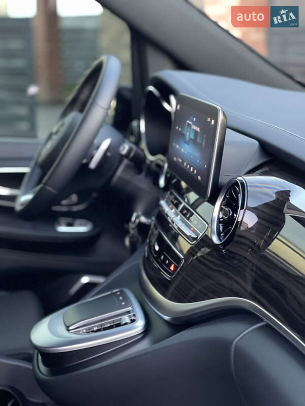 Минивэн Mercedes-Benz V-Class 2022 в Днепре
