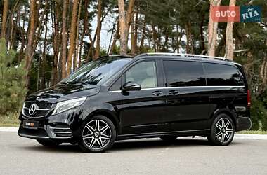 Мінівен Mercedes-Benz V-Class 2022 в 