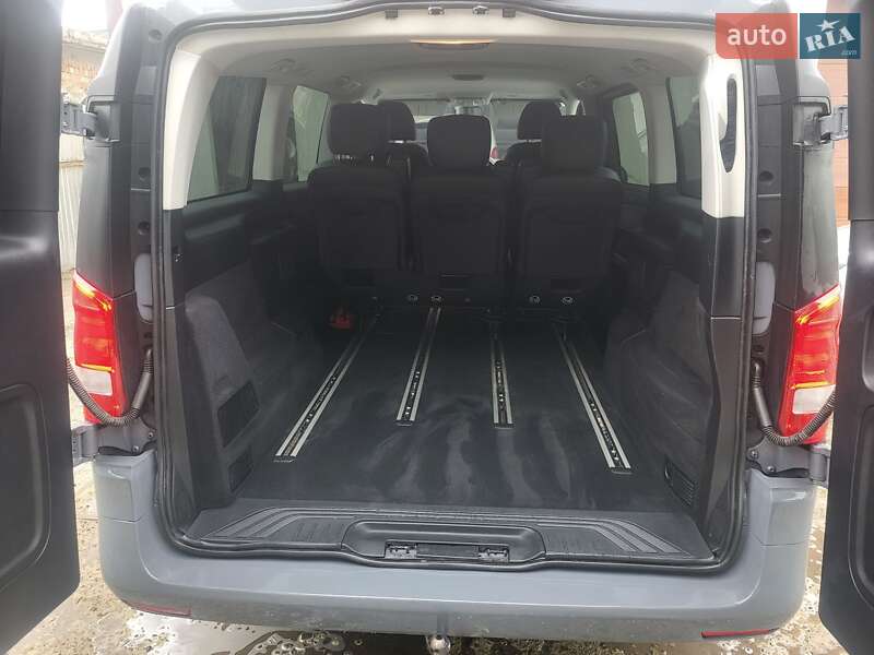 Минивэн Mercedes-Benz V-Class 2020 в Калуше