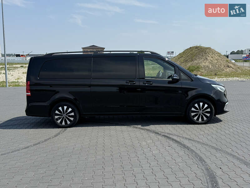 Минивэн Mercedes-Benz V-Class 2022 в Черновцах