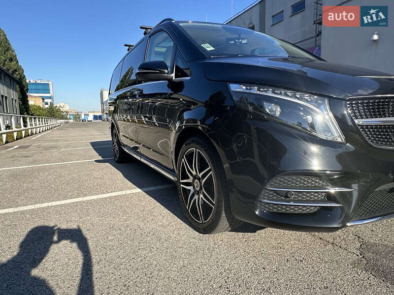 Мінівен Mercedes-Benz V-Class 2023 в Києві