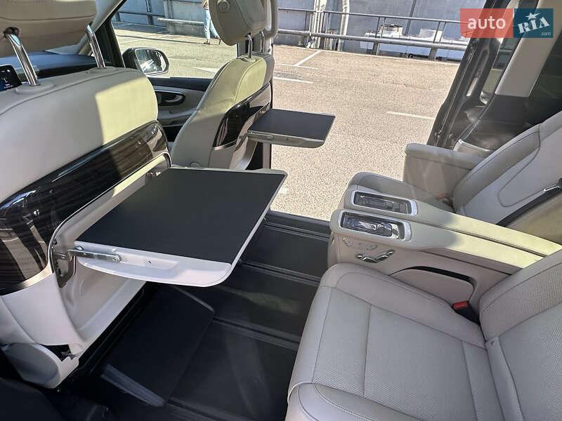 Мінівен Mercedes-Benz V-Class 2023 в Києві
