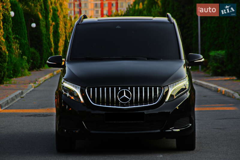 Мінівен Mercedes-Benz V-Class 2017 в Дніпрі