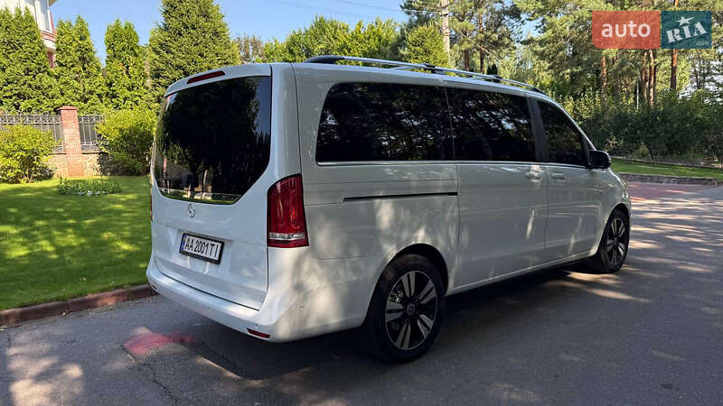 Мінівен Mercedes-Benz V-Class 2016 в Києві