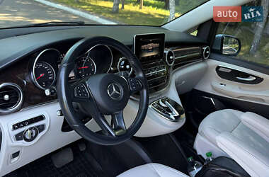 Минивэн Mercedes-Benz V-Class 2016 в 