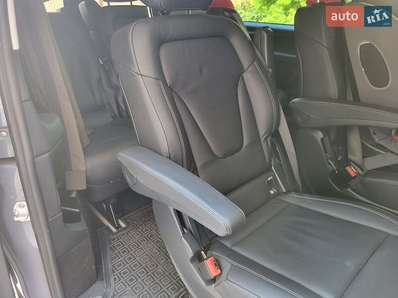Минивэн Mercedes-Benz V-Class 2020 в Калуше