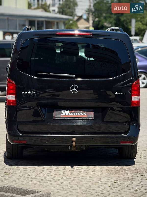 Минивэн Mercedes-Benz V-Class 2016 в Черновцах