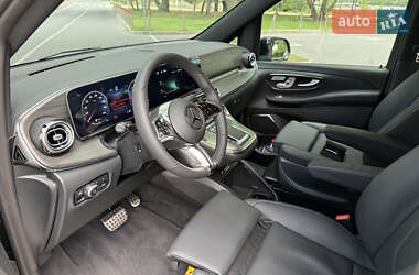 Минивэн Mercedes-Benz V-Class 2025 в 