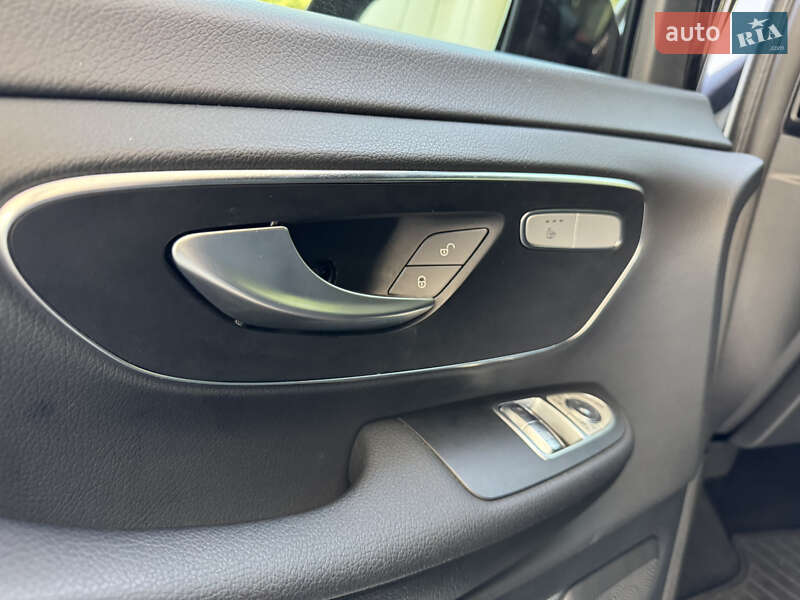 Минивэн Mercedes-Benz V-Class 2019 в Днепре