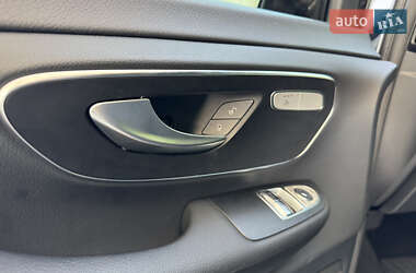 Минивэн Mercedes-Benz V-Class 2019 в 