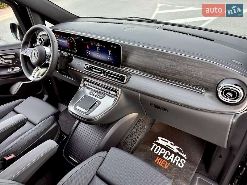 Минивэн Mercedes-Benz V-Class 2024 в Киеве
