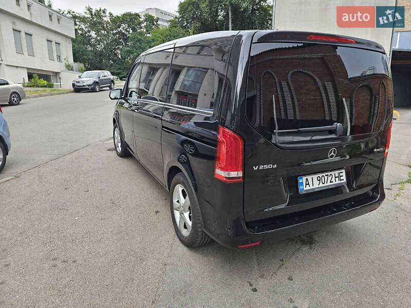 Минивэн Mercedes-Benz V-Class 2015 в Киеве фото 3 Минивэн Mercedes-Benz V-Class 2015 в Киеве