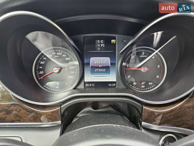 Минивэн Mercedes-Benz V-Class 2015 в Киеве фото 22 Минивэн Mercedes-Benz V-Class 2015 в Киеве