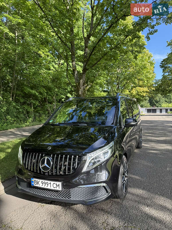 Мінівен Mercedes-Benz V-Class 2021 в Костопілі фото 5 Мінівен Mercedes-Benz V-Class 2021 в Костопілі