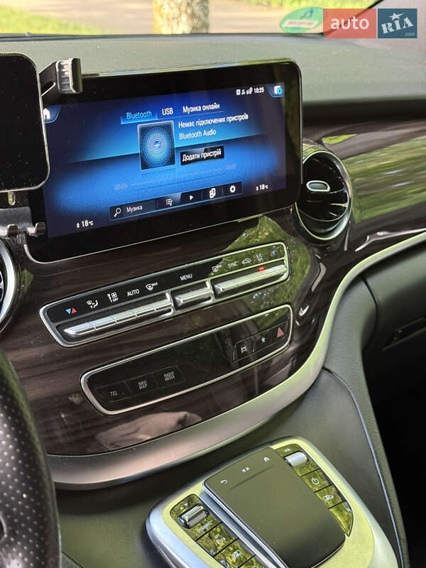 Мінівен Mercedes-Benz V-Class 2021 в Костопілі фото 10 Мінівен Mercedes-Benz V-Class 2021 в Костопілі