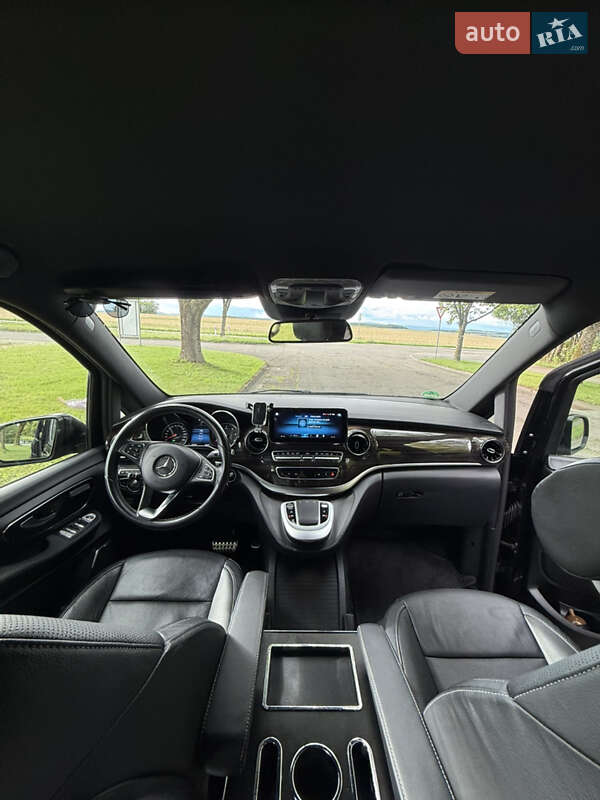 Мінівен Mercedes-Benz V-Class 2021 в Костопілі фото 18 Мінівен Mercedes-Benz V-Class 2021 в Костопілі