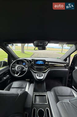 Минивэн Mercedes-Benz V-Class 2021 в 
