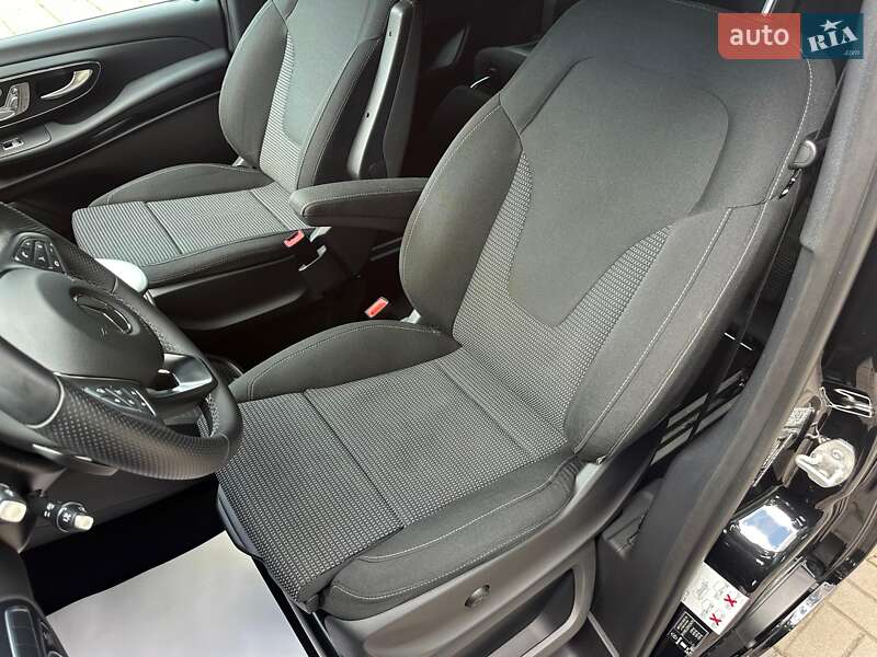 Минивэн Mercedes-Benz V-Class 2023 в Киеве фото 15 Минивэн Mercedes-Benz V-Class 2023 в Киеве