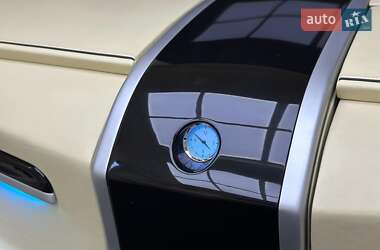 Минивэн Mercedes-Benz V-Class 2018 в 