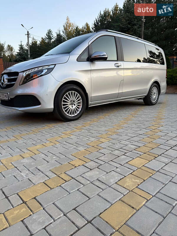 Мінівен Mercedes-Benz V-Class 2020 в Києві