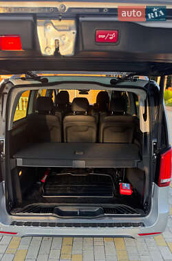 Минивэн Mercedes-Benz V-Class 2020 в Киеве