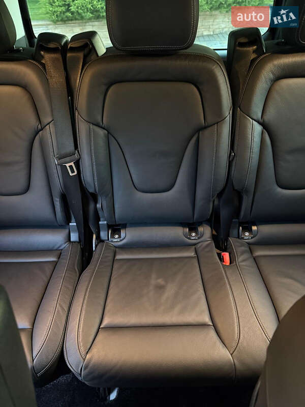 Мінівен Mercedes-Benz V-Class 2020 в Києві