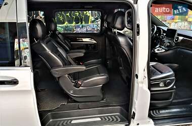 Минивэн Mercedes-Benz V-Class 2015 в 