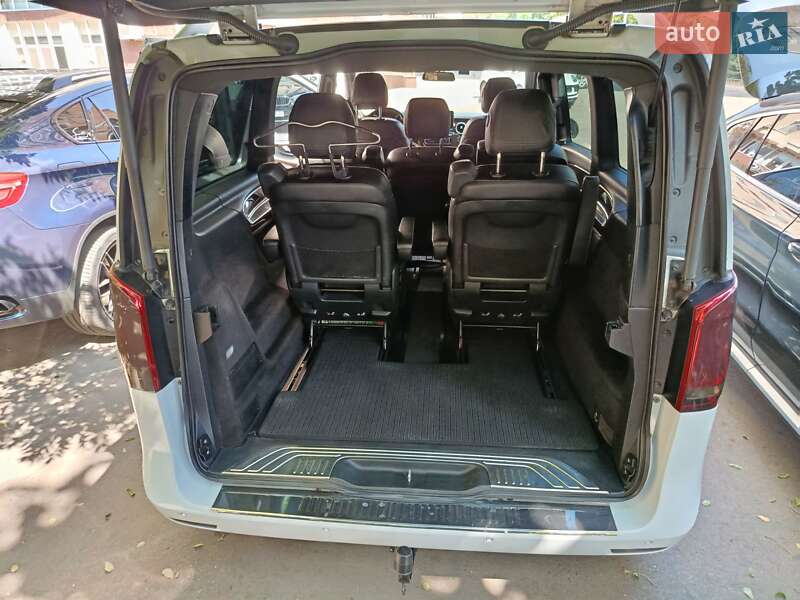 Мінівен Mercedes-Benz V-Class 2015 в Одесі