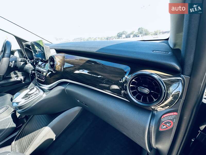 Минивэн Mercedes-Benz V-Class 2017 в Одессе