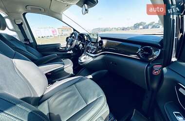 Минивэн Mercedes-Benz V-Class 2017 в 