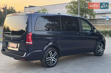 Минивэн Mercedes-Benz V-Class 2017 в 