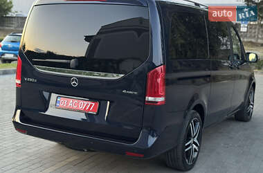 Минивэн Mercedes-Benz V-Class 2017 в 