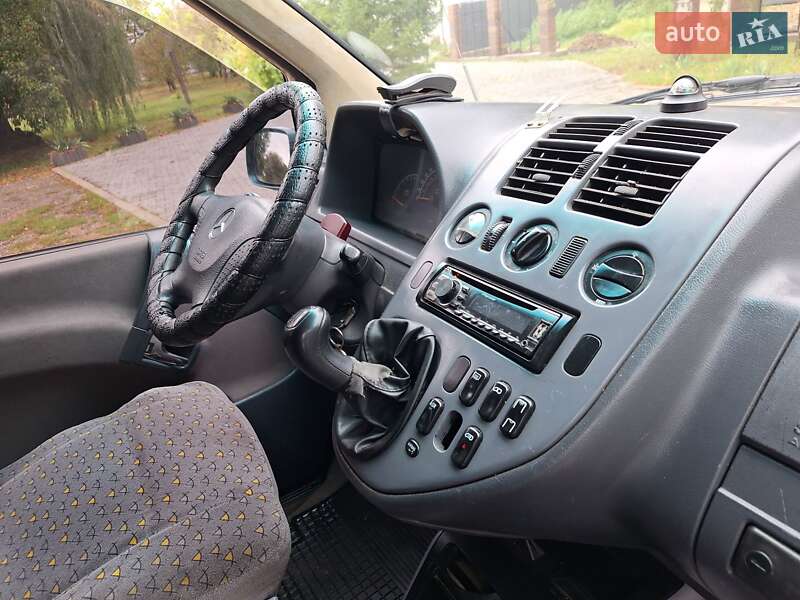 Минивэн Mercedes-Benz V-Class 2000 в Черновцах