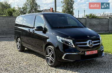 Мінівен Mercedes-Benz V-Class 2022 в Коломиї