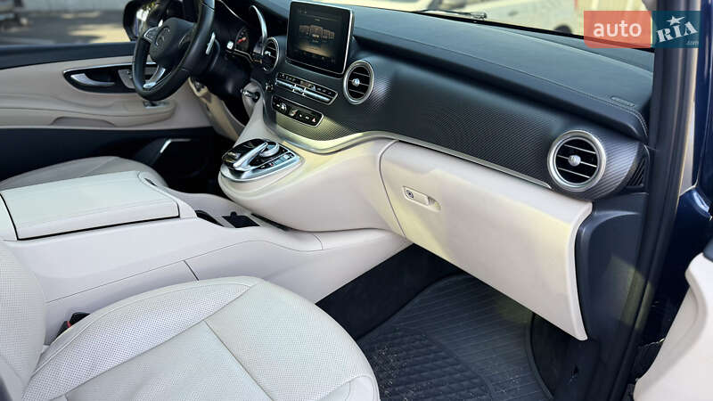 Минивэн Mercedes-Benz V-Class 2017 в Днепре фото 70 Минивэн Mercedes-Benz V-Class 2017 в Днепре