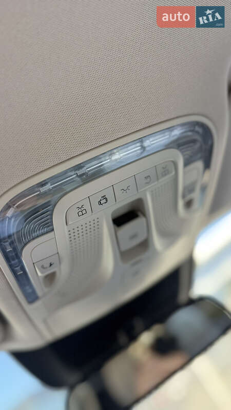 Минивэн Mercedes-Benz V-Class 2017 в Днепре фото 76 Минивэн Mercedes-Benz V-Class 2017 в Днепре