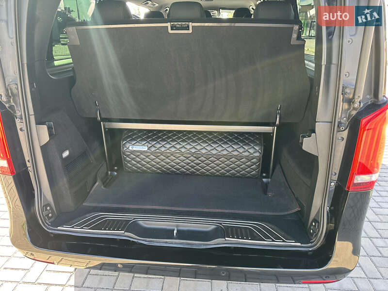 Минивэн Mercedes-Benz V-Class 2015 в Херсоне