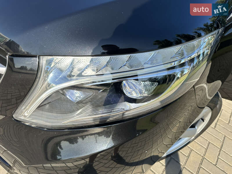 Минивэн Mercedes-Benz V-Class 2015 в Херсоне
