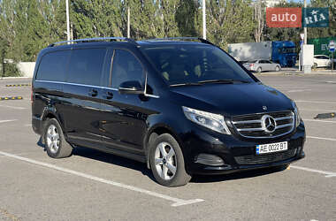 Минивэн Mercedes-Benz V-Class 2018 в 