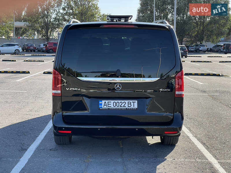 Минивэн Mercedes-Benz V-Class 2018 в Днепре фото 4 Минивэн Mercedes-Benz V-Class 2018 в Днепре