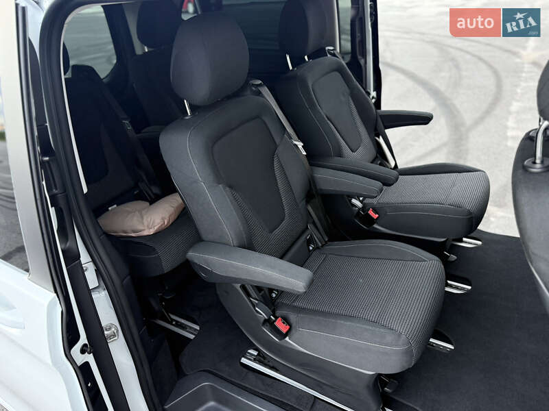 Минивэн Mercedes-Benz V-Class 2019 в Львове