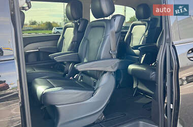 Минивэн Mercedes-Benz V-Class 2018 в 