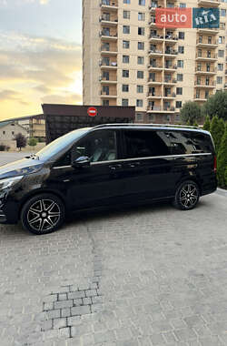 Минивэн Mercedes-Benz V-Class 2017 в 