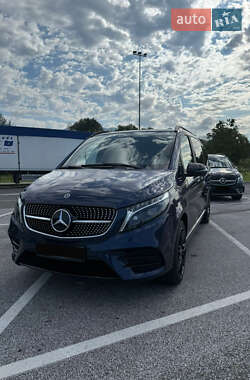 Минивэн Mercedes-Benz V-Class 2023 в 
